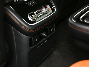 20203.5T MONOҫ MONO WHITE п؅^