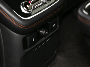 20203.5T MONOҫ MONO WHITE п؅^