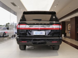 2020款3.5T 尊耀版 正后	