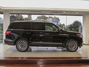2020款3.5T 尊耀版 正侧（左）