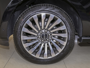 2020款3.5T 尊耀版 轮圈