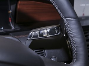 2020款3.5T 尊耀版 中控区
