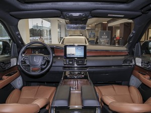 2020款3.5T 尊耀版 中控区