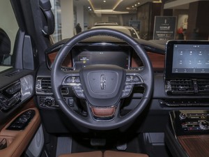 2020款3.5T 尊耀版 中控区