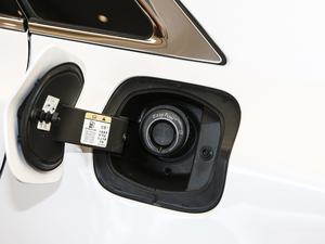 20202.0T MONOҫ MONO WHITE ^