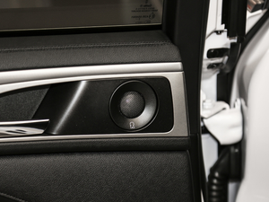 20202.0T MONOҫ MONO WHITE g