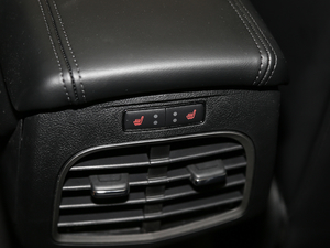 20202.0T MONOҫ MONO WHITE g