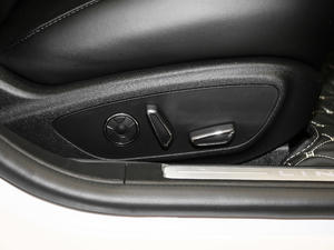 20202.0T MONOҫ MONO WHITE g