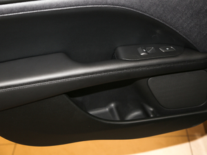 20202.0T MONOŰ MONO BLACK  g