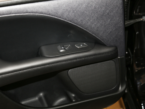 20202.0T MONOŰ MONO BLACK  п؅^