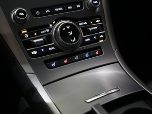 20202.0T MONOŰ MONO BLACK  п؅^(q)