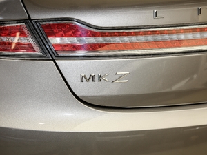 2020款2.0T 尊雅版 细节外观