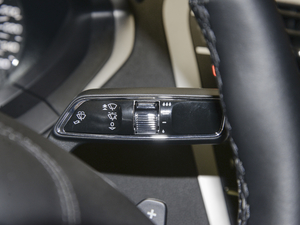 20202.0T MONOҫ MONO BLACK  п؅^