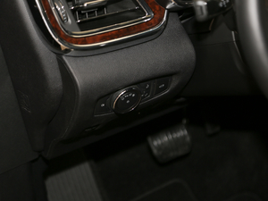 20202.0T (q)MONOҫ MONO BLACK  п؅^(q)