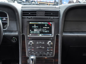 2016款3.5T AWD 中控台