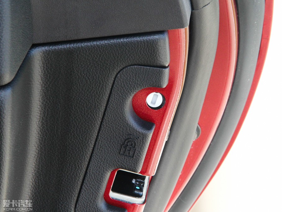 2014ֿMKZ 2.0T Ԅ(dng)ҫ