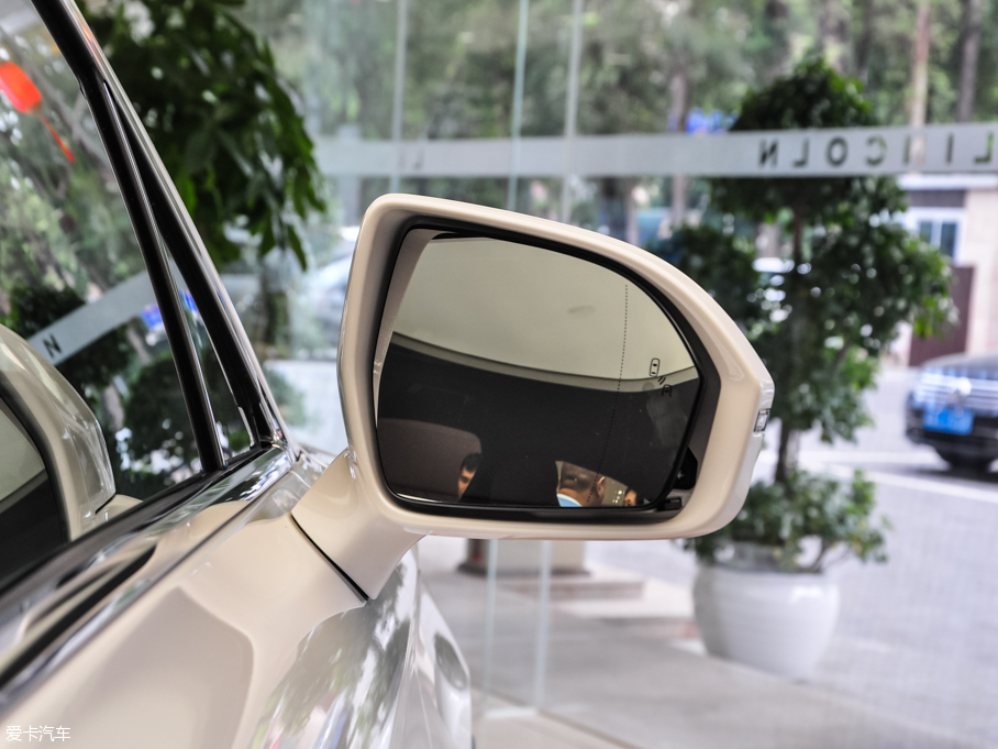 2015ֿMKX 2.7T (q)ҫ