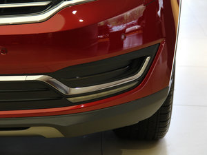 2015款2.0T 两驱尊享版 前雾灯
