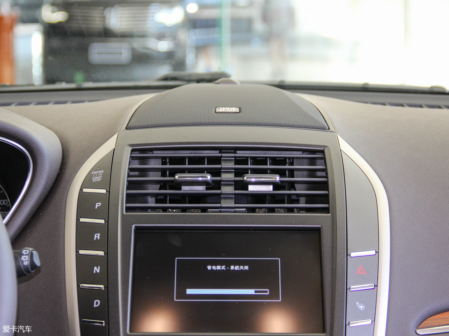 2016���ֿ�MKC 2.0T �Ԅ�������Ű�