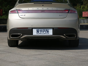 2017款2.0T 尊耀版 排气管