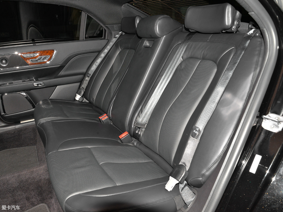 2017ֿϴ 3.0T (q)ҫ