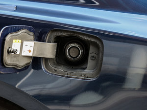 20172.0T (q)Ű (x)(ji)^