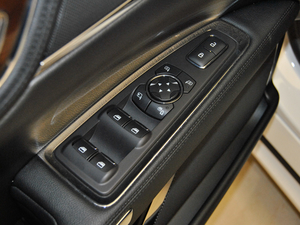 20172.0T (q) {܇ƅ^(q)	