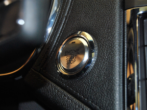 20172.0T (q) п؅^(q)