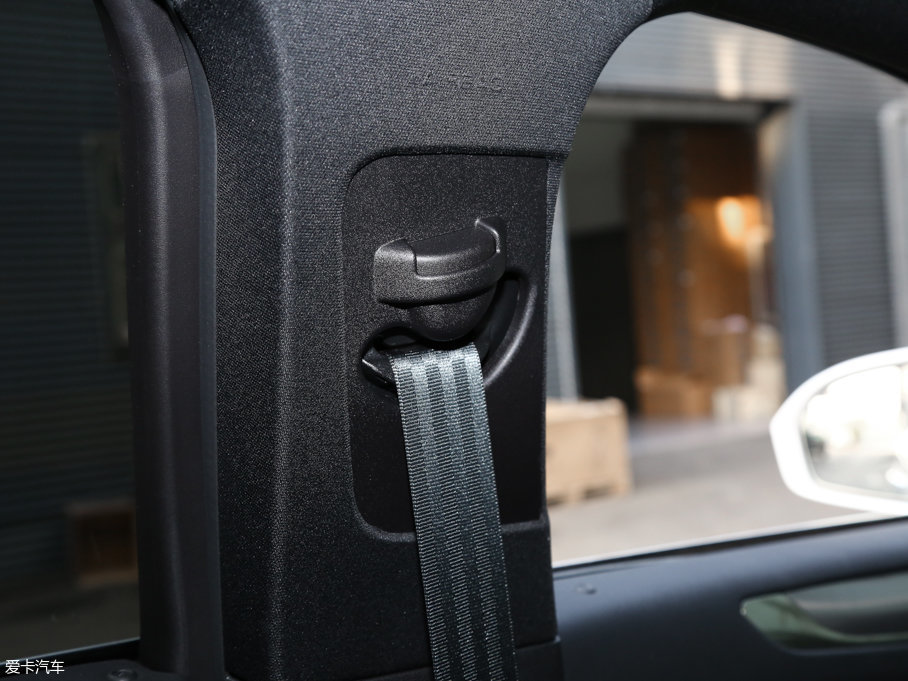 2017ֿMKC 2.0T ǰ(q)𐂰