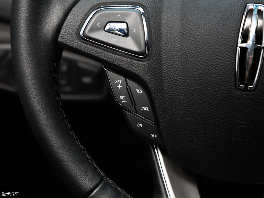 2017ֿMKC 2.0T ǰ(q)𐂰