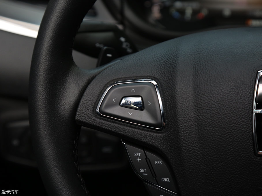 2017ֿMKC 2.0T ǰ𐂰