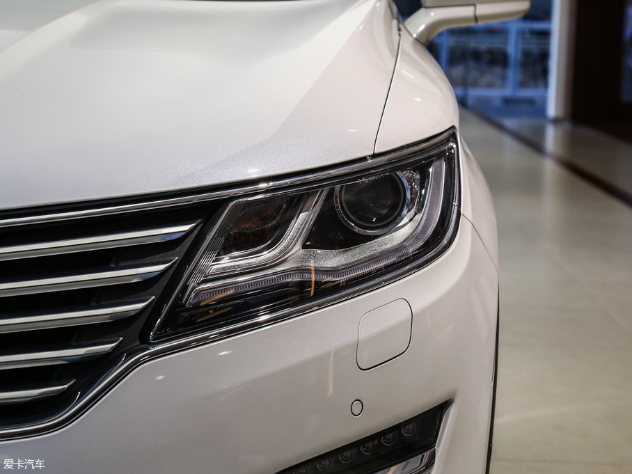 2017ֿMKC 2.0T ǰ(q)Ű