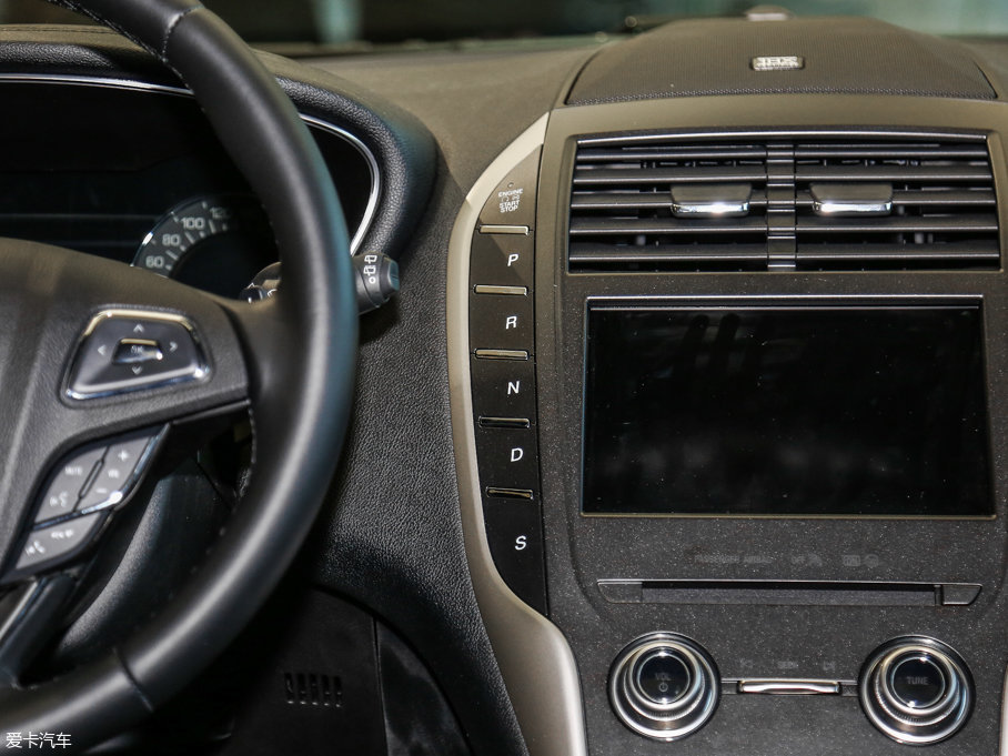 2017ֿMKC 2.0T ǰ(q)Ű