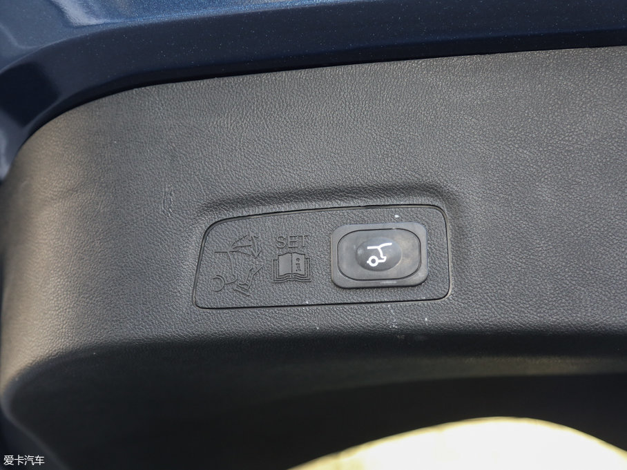 2017ֿMKC 2.0T ȫ(q)ҫ