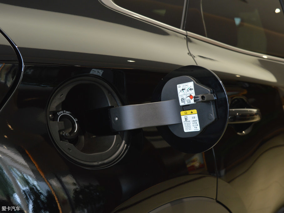 2017ֿMKC 2.0T ǰ(q)Ű