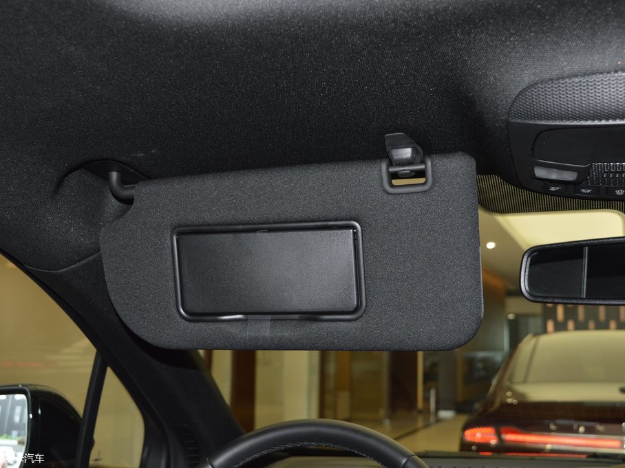 2017ֿMKC 2.0T ǰ(q)Ű