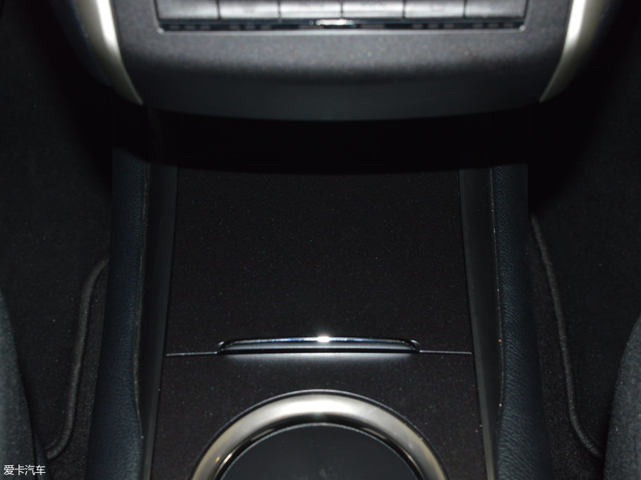 2017ֿMKC 2.0T ǰ(q)Ű