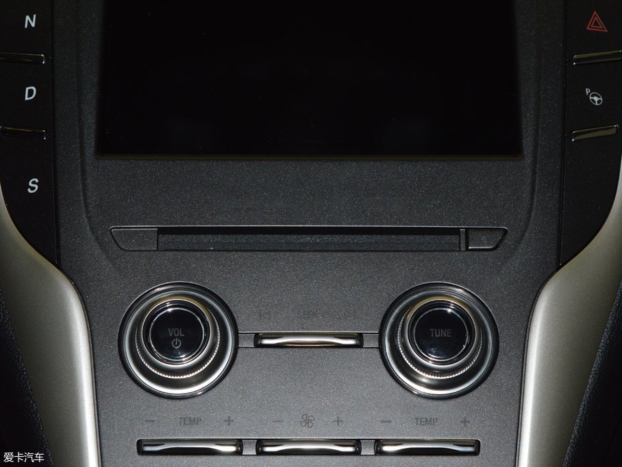 2017ֿMKC 2.0T ǰ(q)Ű