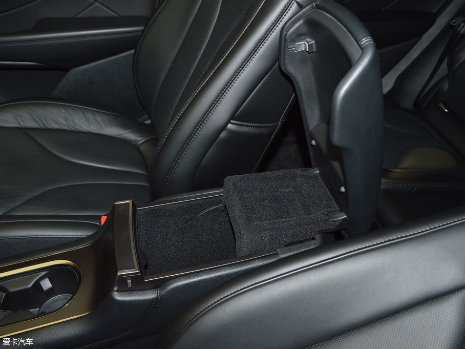 2017ֿMKC 2.0T ǰ(q)Ű