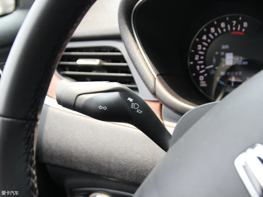 2017ֿMKC 2.0T ȫ(q)Ű