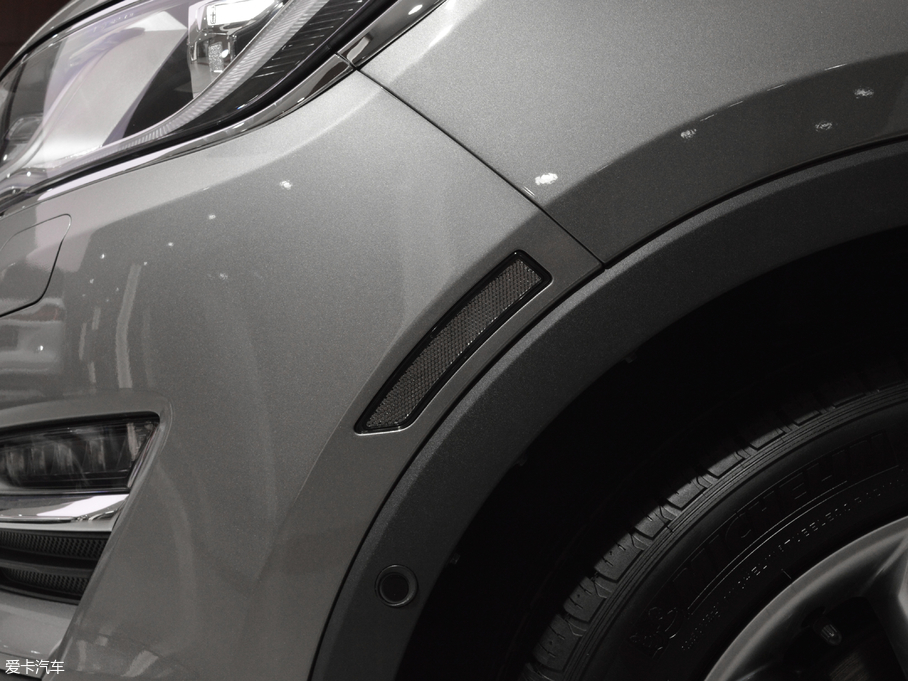 2017ֿMKC 2.0T ǰ(q)Ű