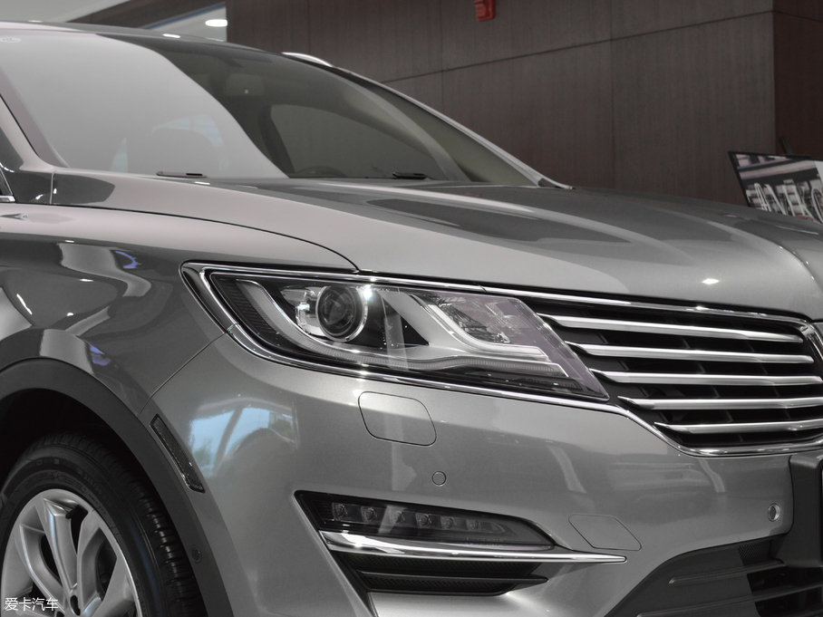 2017ֿMKC 2.0T ǰ(q)Ű