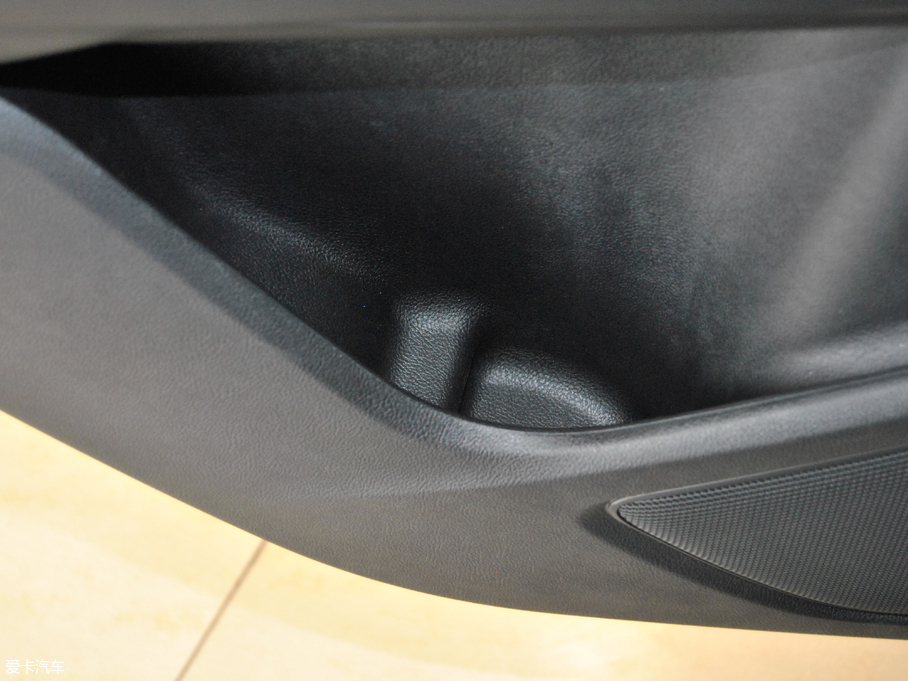 2017ֿMKC 2.0T ǰ(q)