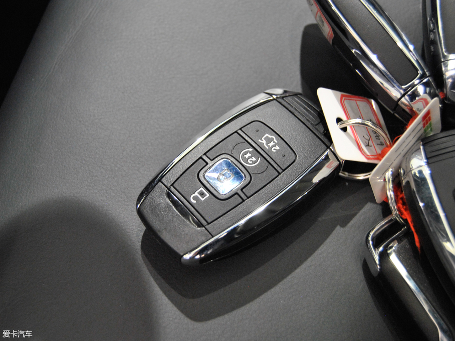 2017ֿMKC 2.0T ǰ(q)