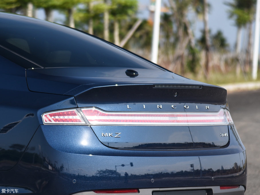 2017ֿMKZ Hτ(dng) 2.0L ǰ(q)ҫ