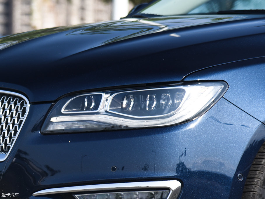 2017ֿMKZ Hτ(dng) 2.0L ǰ(q)ҫ