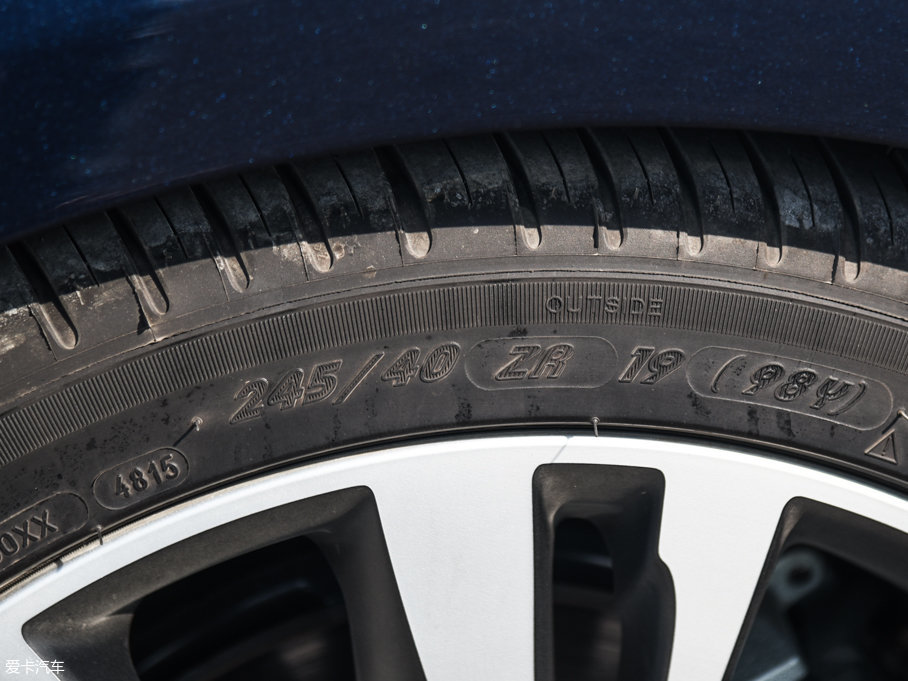 2017ֿMKZ Hτ(dng) 2.0L ǰ(q)ҫ