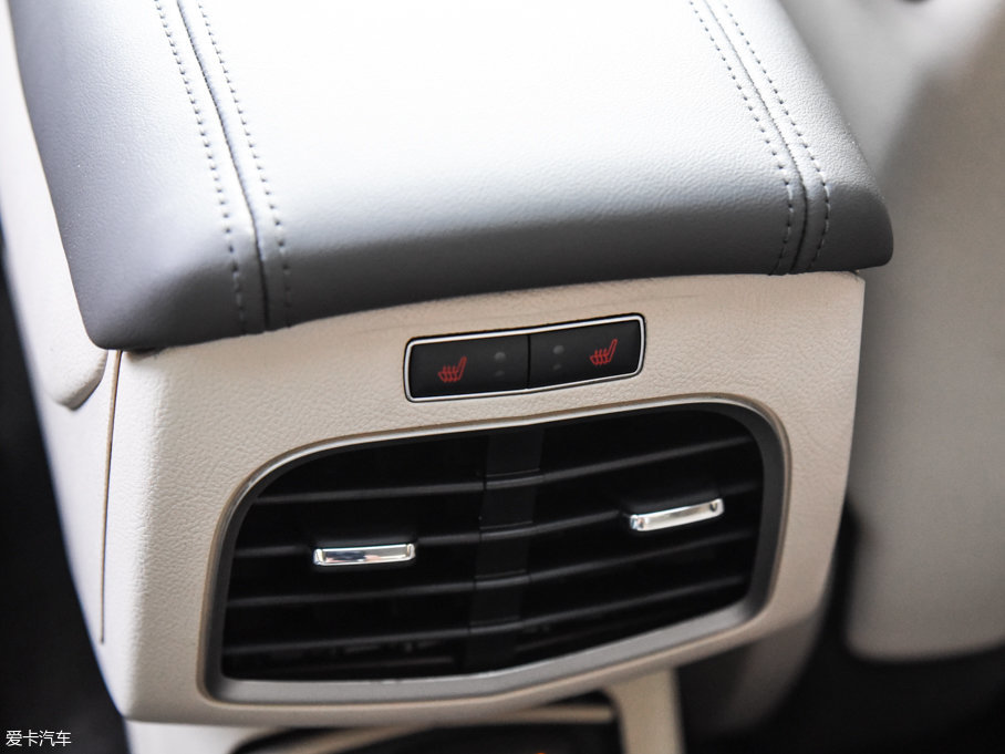 2017ֿMKZ Hτ(dng) 2.0L ǰ(q)ҫ