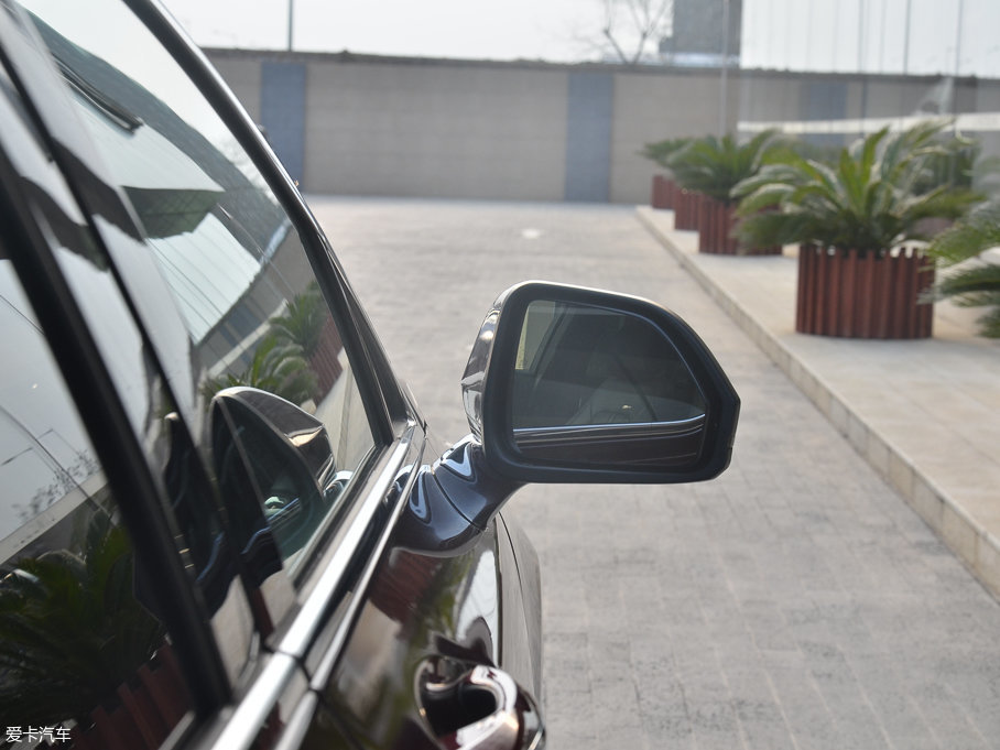 2017���ֿ�MKZ H��τ�(d��ng)�� 2.0L ǰ�(q��)���Ű�