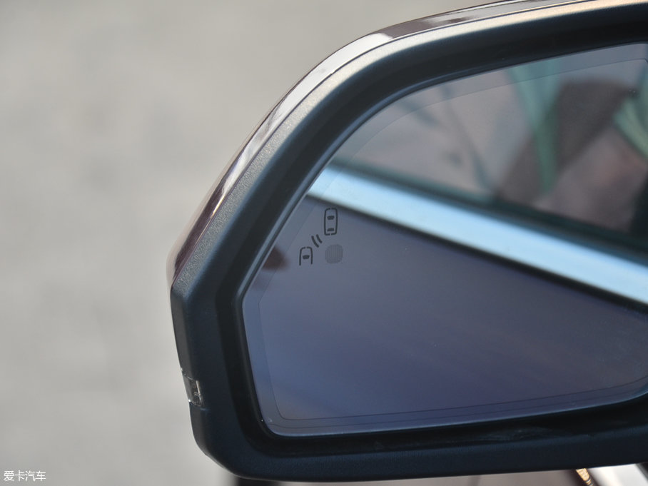 2017���ֿ�MKZ H��τ��� 2.0L ǰ����Ű�